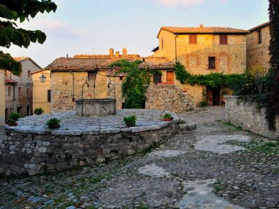 Rocca d’Orcia (Castiglione d’Orcia) – Foto 25 von 42