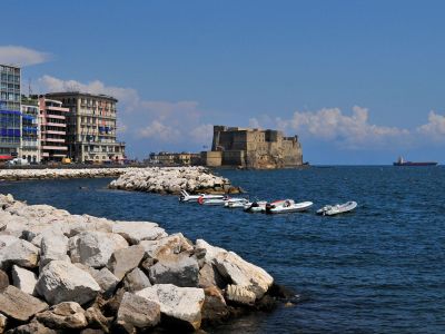 Neapel, Castel Nuovo / Castel dell’Ovo / Kartause – Foto 7 von 17
