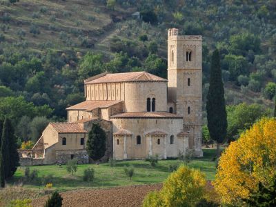 Sant’Antimo – Foto 3 von 6