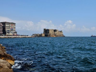 Neapel, Castel Nuovo / Castel dell’Ovo / Kartause – Foto 6 von 17