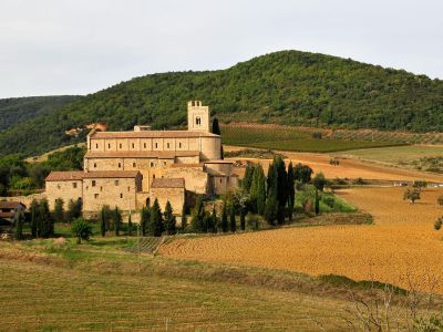 Sant’Antimo – Foto 4 von 6